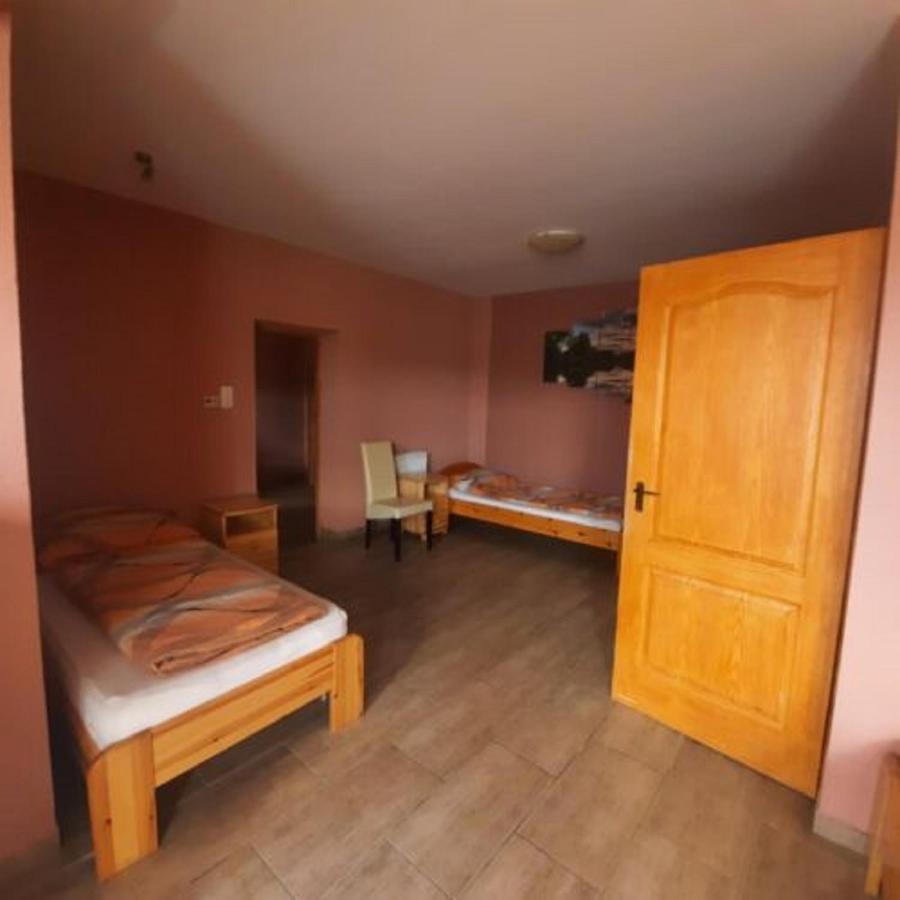 Ikszt Vendeghaz Hotel Davod ภายนอก รูปภาพ